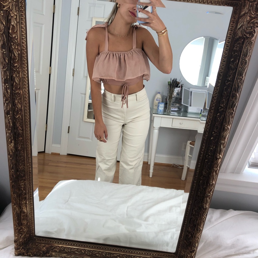 Tie sleeve crop top